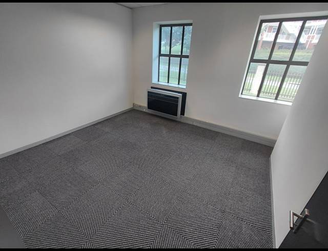 376M² OFFICE TO LET IN BRYANSTON